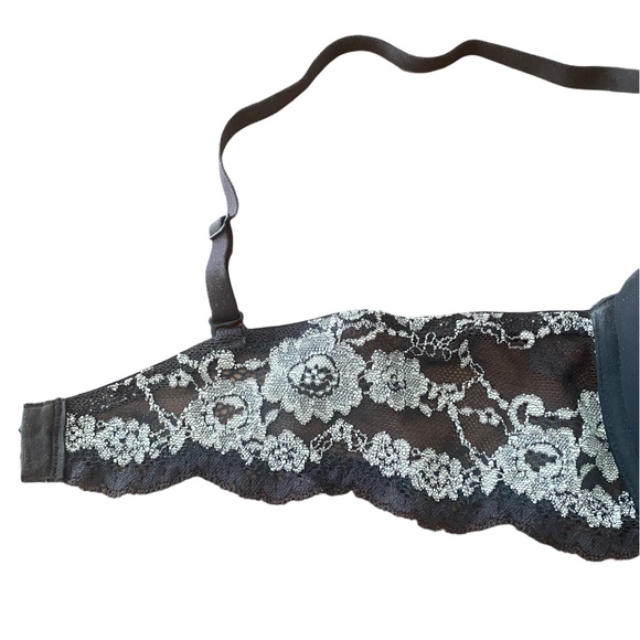 Maidenform Lace Bra - Picture 3 of 4